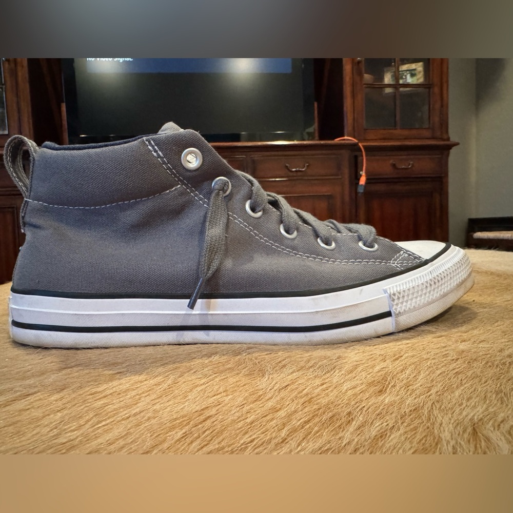 Converse Gray High-Top Sneakers
Size 9 Men